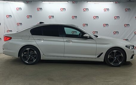 BMW 5 серия, 2019 год, 3 299 000 рублей, 8 фотография