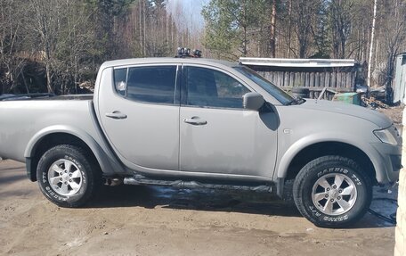 Mitsubishi L200 IV рестайлинг, 2010 год, 1 220 000 рублей, 2 фотография