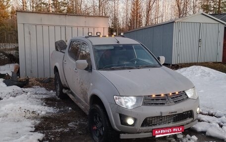 Mitsubishi L200 IV рестайлинг, 2010 год, 1 220 000 рублей, 8 фотография
