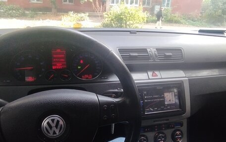 Volkswagen Passat B6, 2006 год, 550 000 рублей, 6 фотография