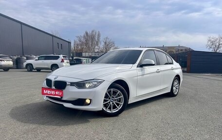 BMW 3 серия, 2015 год, 1 790 000 рублей, 15 фотография