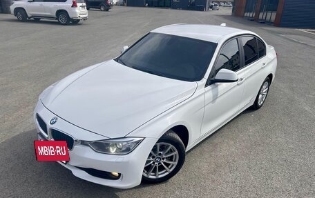 BMW 3 серия, 2015 год, 1 790 000 рублей, 16 фотография