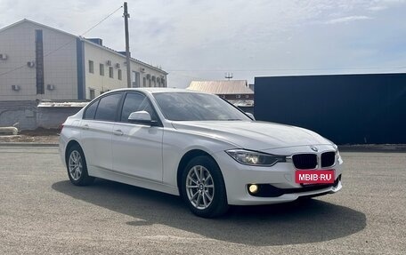 BMW 3 серия, 2015 год, 1 790 000 рублей, 23 фотография