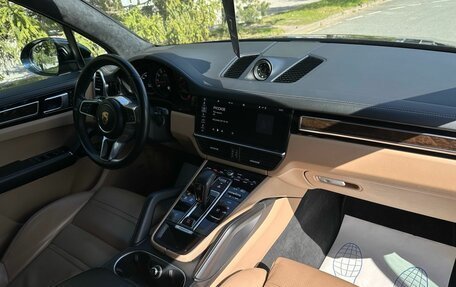Porsche Cayenne III, 2018 год, 5 699 000 рублей, 10 фотография