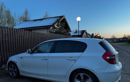 BMW 1 серия, 2010 год, 770 000 рублей, 1 фотография