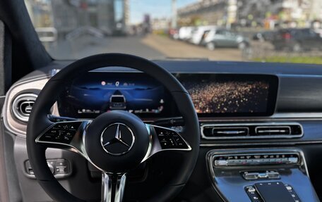 Mercedes-Benz V-Класс, 2024 год, 14 290 000 рублей, 9 фотография