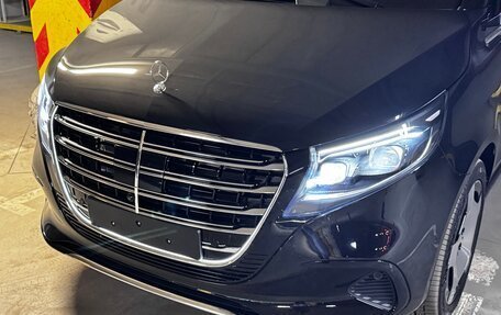 Mercedes-Benz V-Класс, 2024 год, 14 290 000 рублей, 24 фотография