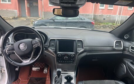 Jeep Grand Cherokee, 2018 год, 4 200 000 рублей, 9 фотография
