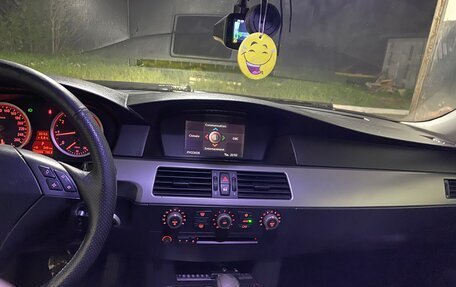 BMW 5 серия, 2004 год, 790 000 рублей, 7 фотография