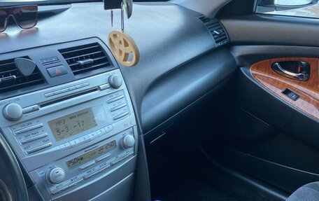 Toyota Camry, 2011 год, 1 250 000 рублей, 8 фотография
