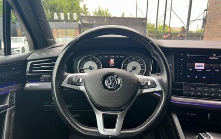 Volkswagen Touareg III, 2018 год, 5 000 000 рублей, 7 фотография