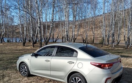 KIA Rio IV, 2018 год, 1 395 000 рублей, 6 фотография