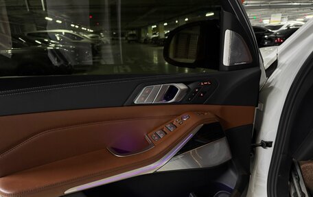 BMW X7, 2021 год, 7 000 000 рублей, 19 фотография