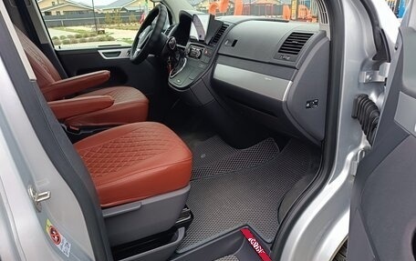 Volkswagen Multivan T5, 2014 год, 3 350 000 рублей, 18 фотография