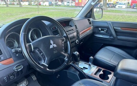 Mitsubishi Pajero IV, 2008 год, 1 349 000 рублей, 10 фотография