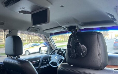 Mitsubishi Pajero IV, 2008 год, 1 349 000 рублей, 12 фотография