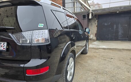 Mitsubishi Outlander III рестайлинг 3, 2008 год, 1 250 000 рублей, 8 фотография