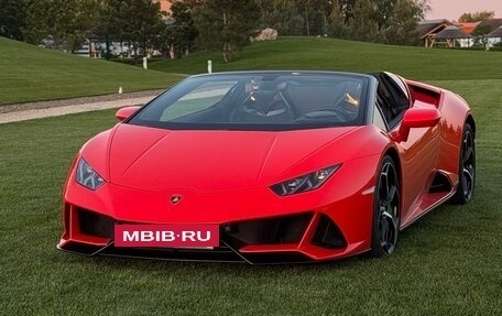Lamborghini Huracán, 2020 год, 31 000 000 рублей, 2 фотография