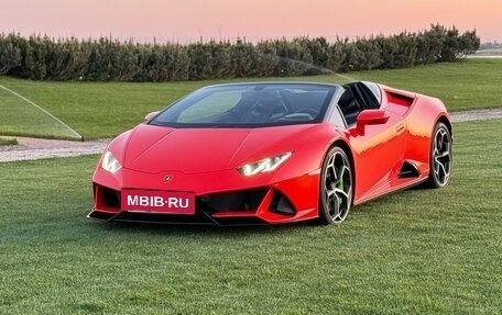Lamborghini Huracán, 2020 год, 31 000 000 рублей, 5 фотография
