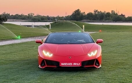 Lamborghini Huracán, 2020 год, 31 000 000 рублей, 6 фотография