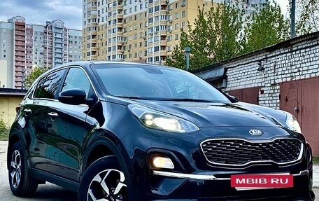 KIA Sportage IV рестайлинг, 2020 год, 2 200 000 рублей, 3 фотография
