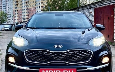 KIA Sportage IV рестайлинг, 2020 год, 2 200 000 рублей, 7 фотография