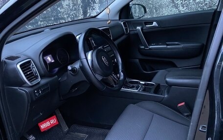 KIA Sportage IV рестайлинг, 2020 год, 2 200 000 рублей, 17 фотография