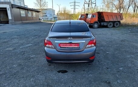 Hyundai Solaris II рестайлинг, 2013 год, 770 000 рублей, 6 фотография