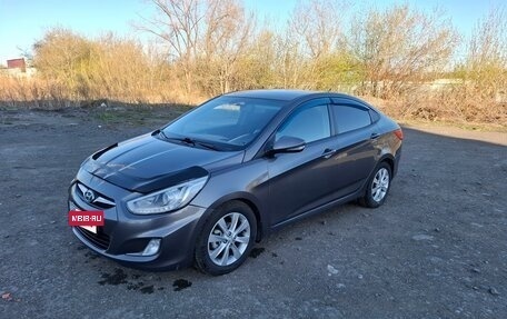 Hyundai Solaris II рестайлинг, 2013 год, 770 000 рублей, 9 фотография