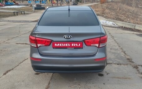 KIA Rio III рестайлинг, 2016 год, 950 000 рублей, 3 фотография