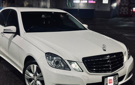 Mercedes-Benz E-Класс, 2013 год, 1 540 000 рублей, 6 фотография