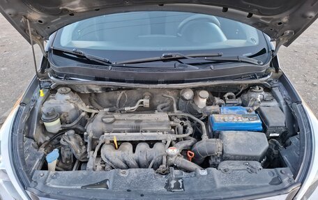 Hyundai Solaris II рестайлинг, 2013 год, 770 000 рублей, 17 фотография