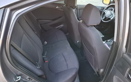 Hyundai Solaris II рестайлинг, 2013 год, 770 000 рублей, 14 фотография