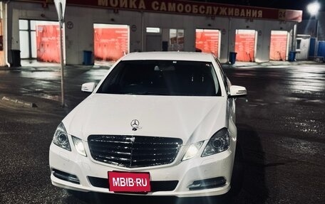Mercedes-Benz E-Класс, 2013 год, 1 540 000 рублей, 4 фотография