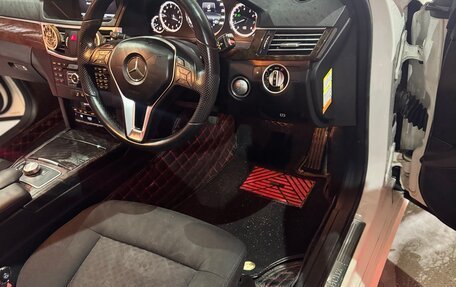 Mercedes-Benz E-Класс, 2013 год, 1 540 000 рублей, 13 фотография