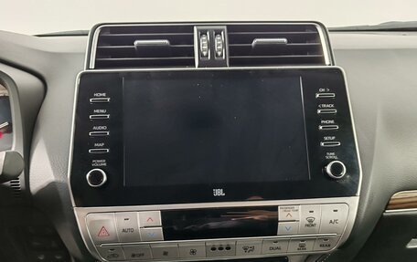 Toyota Land Cruiser Prado 150 рестайлинг 2, 2021 год, 6 750 000 рублей, 14 фотография