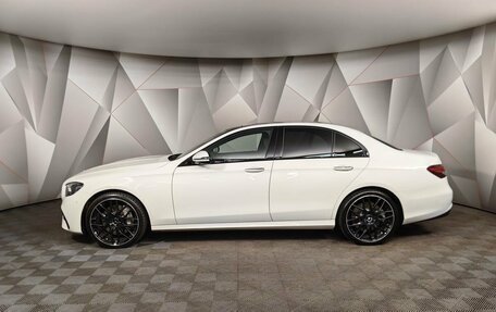 Mercedes-Benz E-Класс, 2020 год, 5 990 000 рублей, 5 фотография