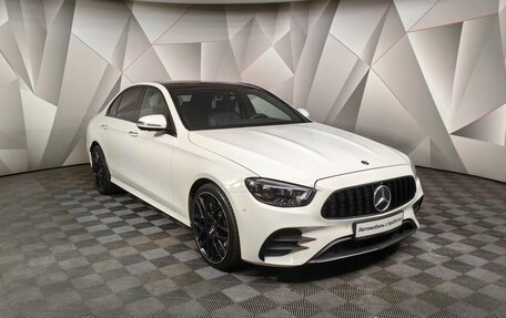 Mercedes-Benz E-Класс, 2020 год, 5 990 000 рублей, 3 фотография