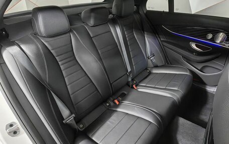 Mercedes-Benz E-Класс, 2020 год, 5 990 000 рублей, 14 фотография