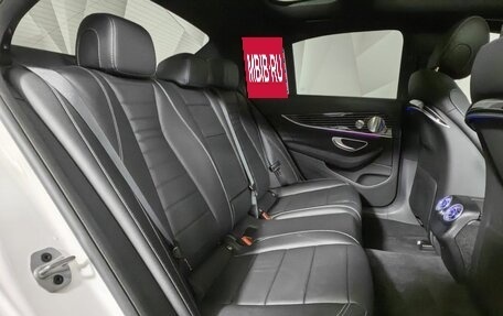 Mercedes-Benz E-Класс, 2020 год, 5 990 000 рублей, 13 фотография