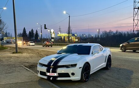 Chevrolet Camaro IV, 2013 год, 2 450 000 рублей, 4 фотография