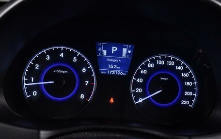 Hyundai Solaris II рестайлинг, 2013 год, 979 000 рублей, 19 фотография