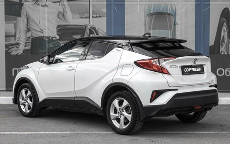 Toyota C-HR I рестайлинг, 2018 год, 2 449 000 рублей, 2 фотография
