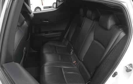Toyota C-HR I рестайлинг, 2018 год, 2 449 000 рублей, 9 фотография