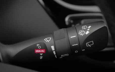 Toyota C-HR I рестайлинг, 2018 год, 2 449 000 рублей, 16 фотография