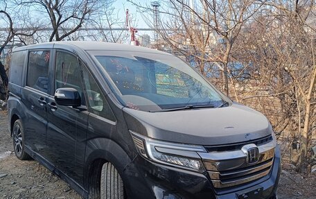 Honda Stepwgn IV, 2021 год, 2 900 000 рублей, 6 фотография
