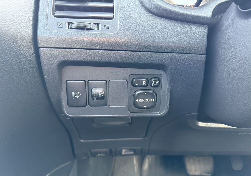 Toyota Corolla, 2013 год, 1 250 000 рублей, 16 фотография