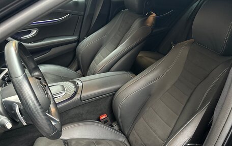 Mercedes-Benz E-Класс, 2020 год, 4 600 000 рублей, 13 фотография