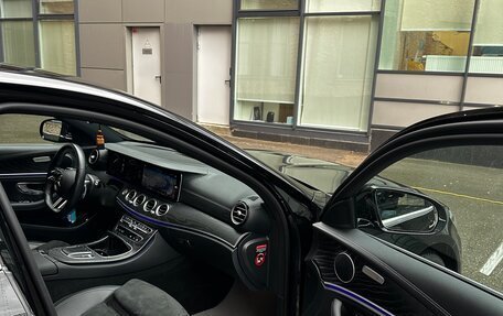 Mercedes-Benz E-Класс, 2020 год, 4 600 000 рублей, 17 фотография