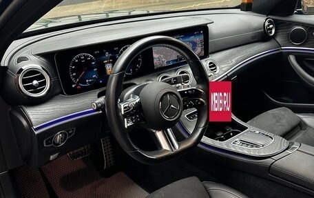 Mercedes-Benz E-Класс, 2020 год, 4 600 000 рублей, 15 фотография